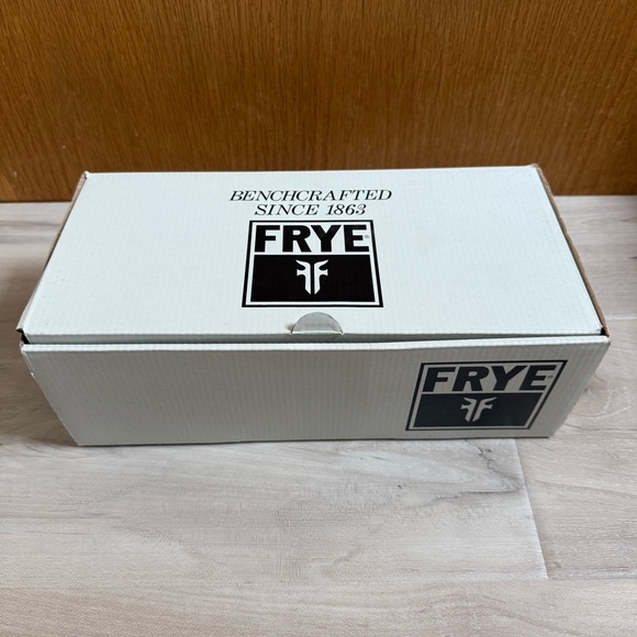 FRYE • Carson Ballet Flats - Black Leather Size 7.5 - Picture 16 of 16